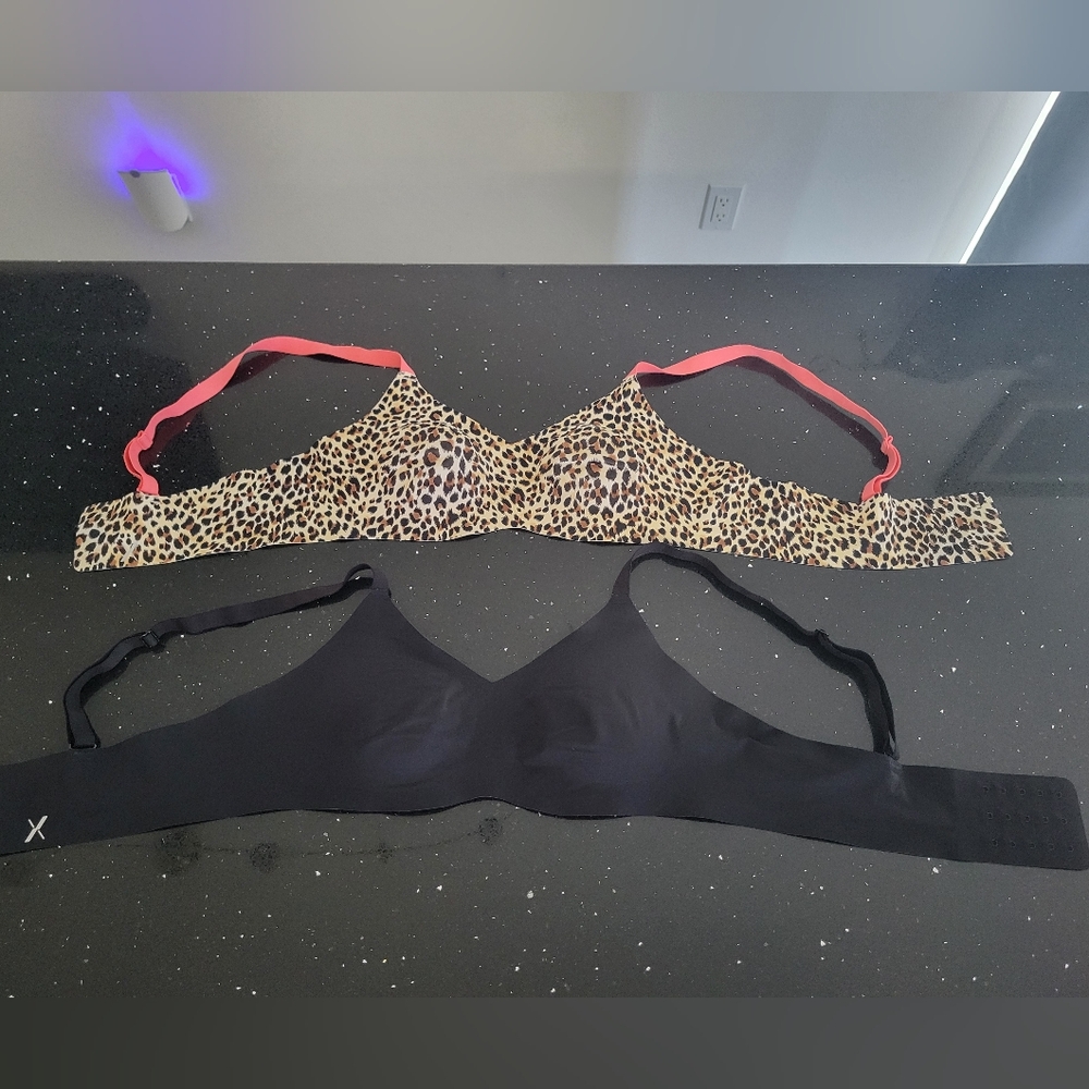 Knix Padded V-Neck (Evolution) Bra Set